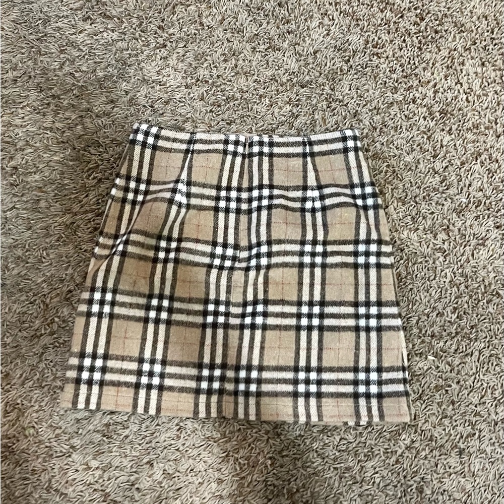 Pink Lily Women Brown Plaid (Mini Skirt)
